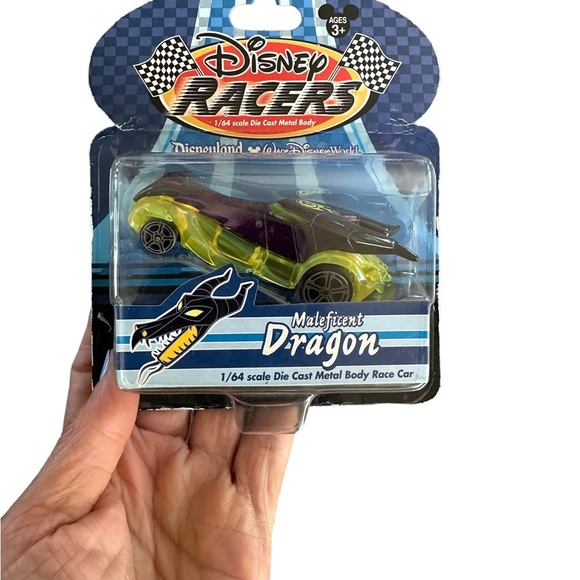 Disney Racers Sleeping Beauty Maleficent DRAGON 1/64 Die-Cast Toy Car -NWT - Picture 4 of 4
